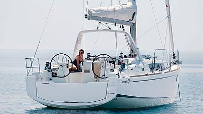 Oceanis 35.1 'Lunabay'